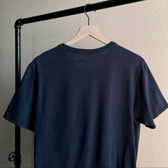 Nike pride tee - Picture 3 of 3